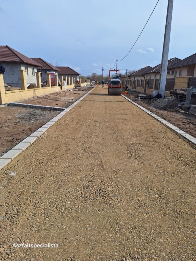 Aszfaltozás 2025 - Magánszemélyeknek - Tükör Aszfalt út - 111 Large