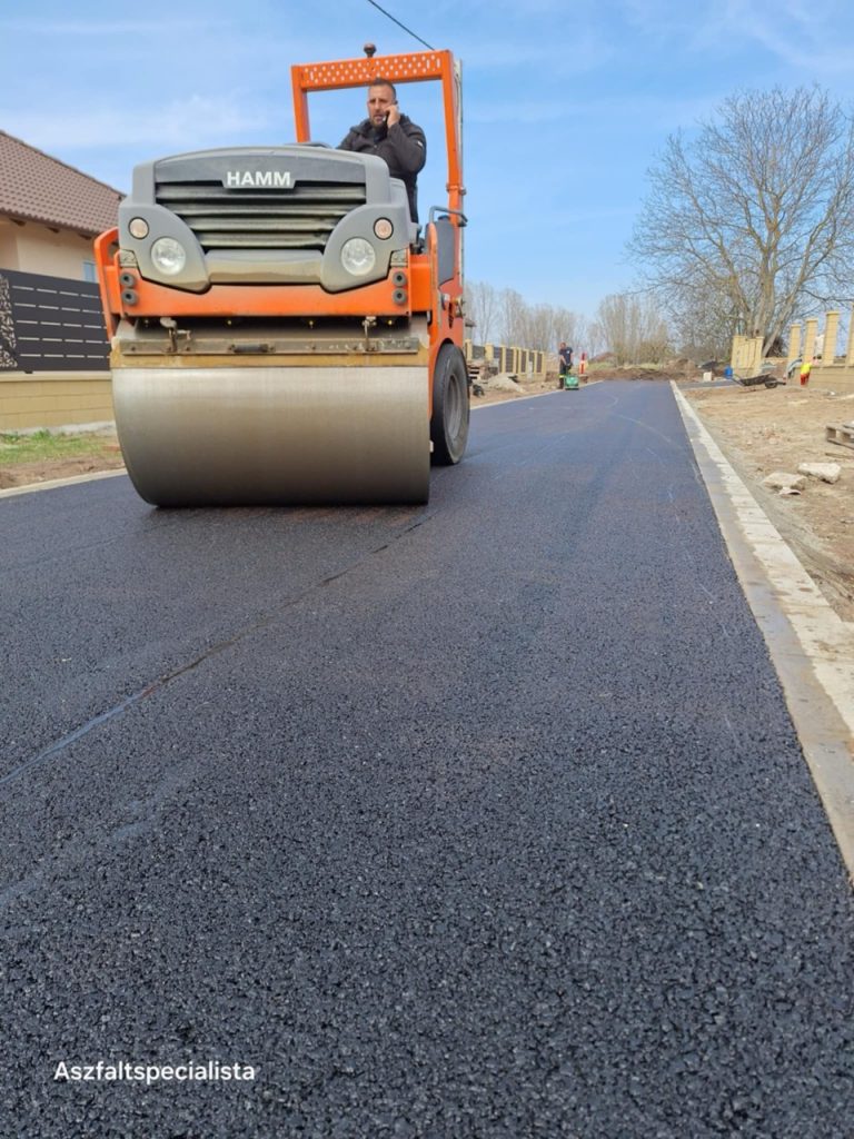 Aszfaltozás 2025 - Magánszemélyeknek - Tükör Aszfalt út - 114 Large